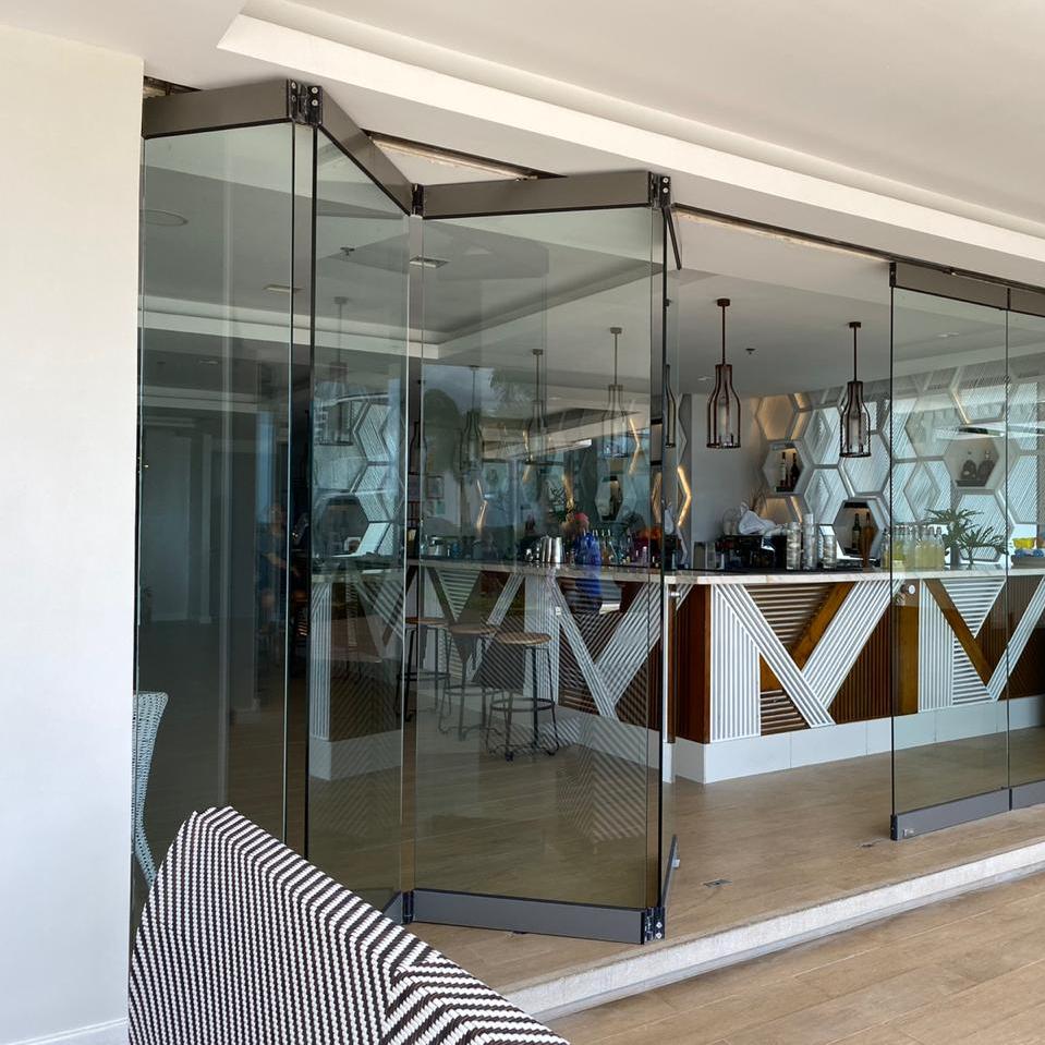 sliding door,aluminum bifolding door