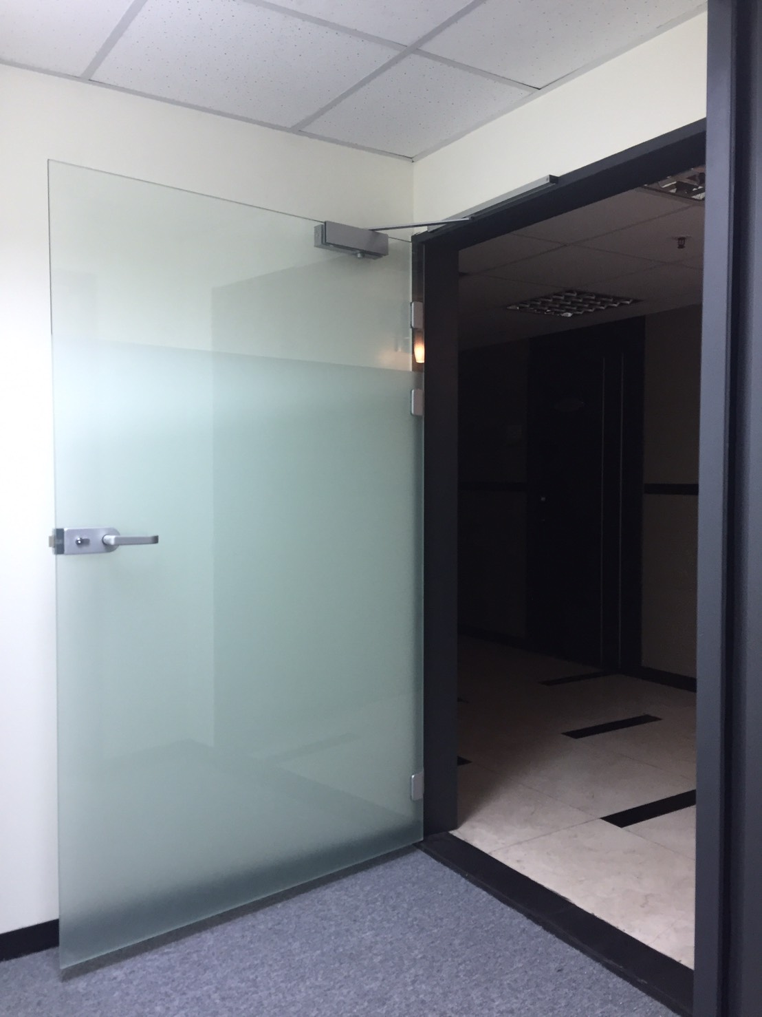 door closer,overhead door closer